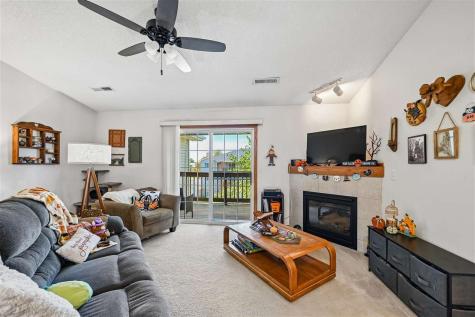 2780 Triple Crown Lane Iowa City IA 52240