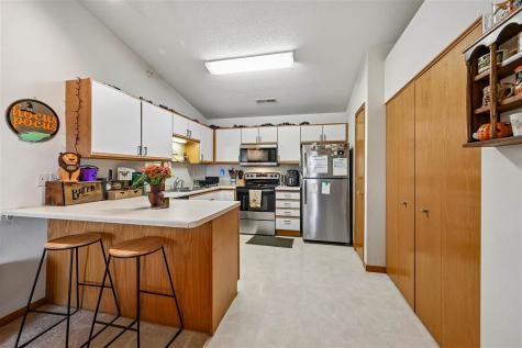 2780 Triple Crown Lane Iowa City IA 52240