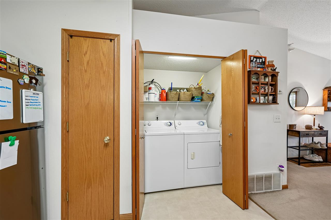2780 Triple Crown Lane Iowa City IA 52240