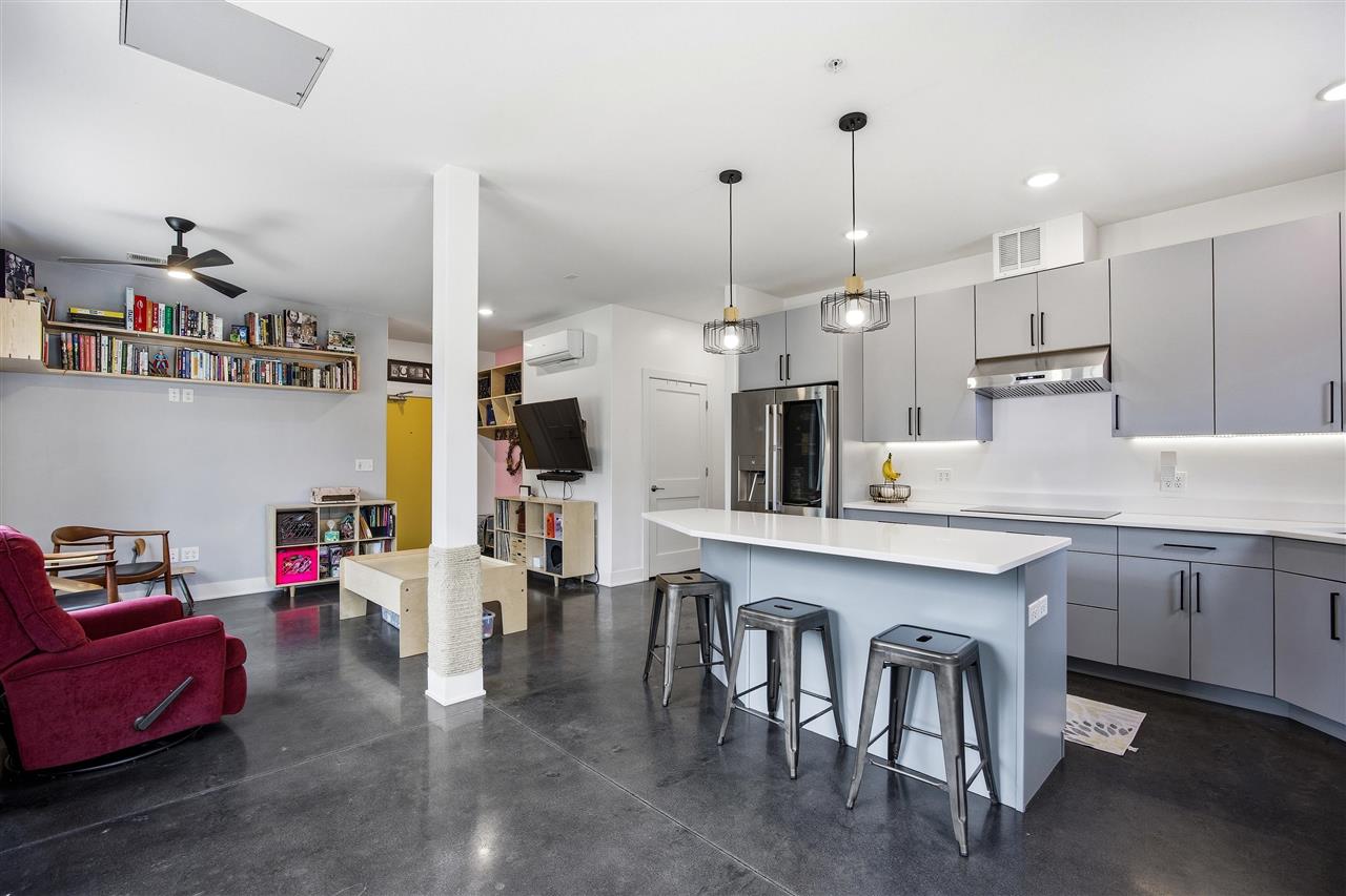 156 Prairie Hill Lane Iowa City IA 52246