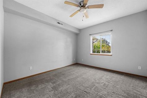 2743 Triple Crown Lane Iowa City IA 52240