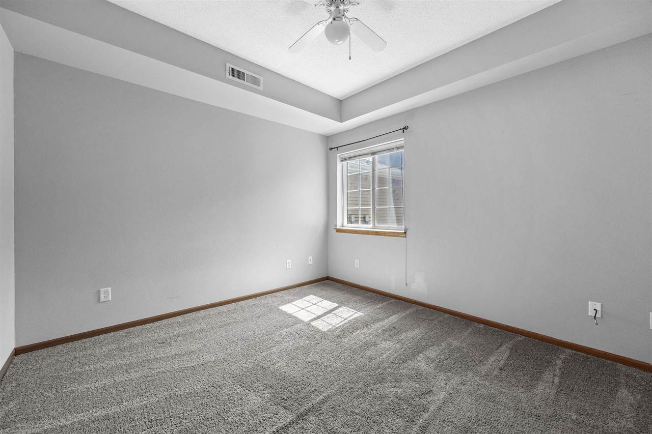 2743 Triple Crown Lane Iowa City IA 52240