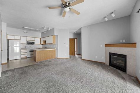 2743 Triple Crown Lane Iowa City IA 52240