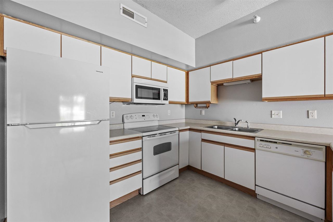 2743 Triple Crown Lane Iowa City IA 52240