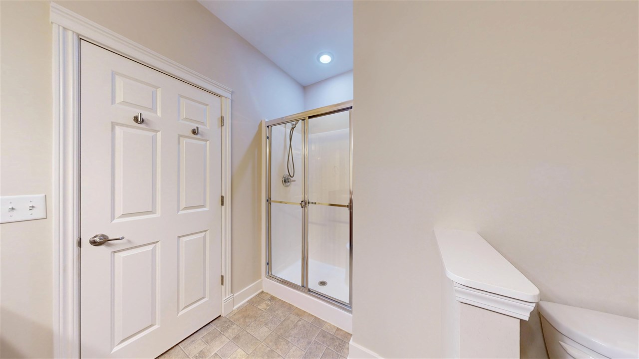 1005 Walker Circle Iowa City IA 52245