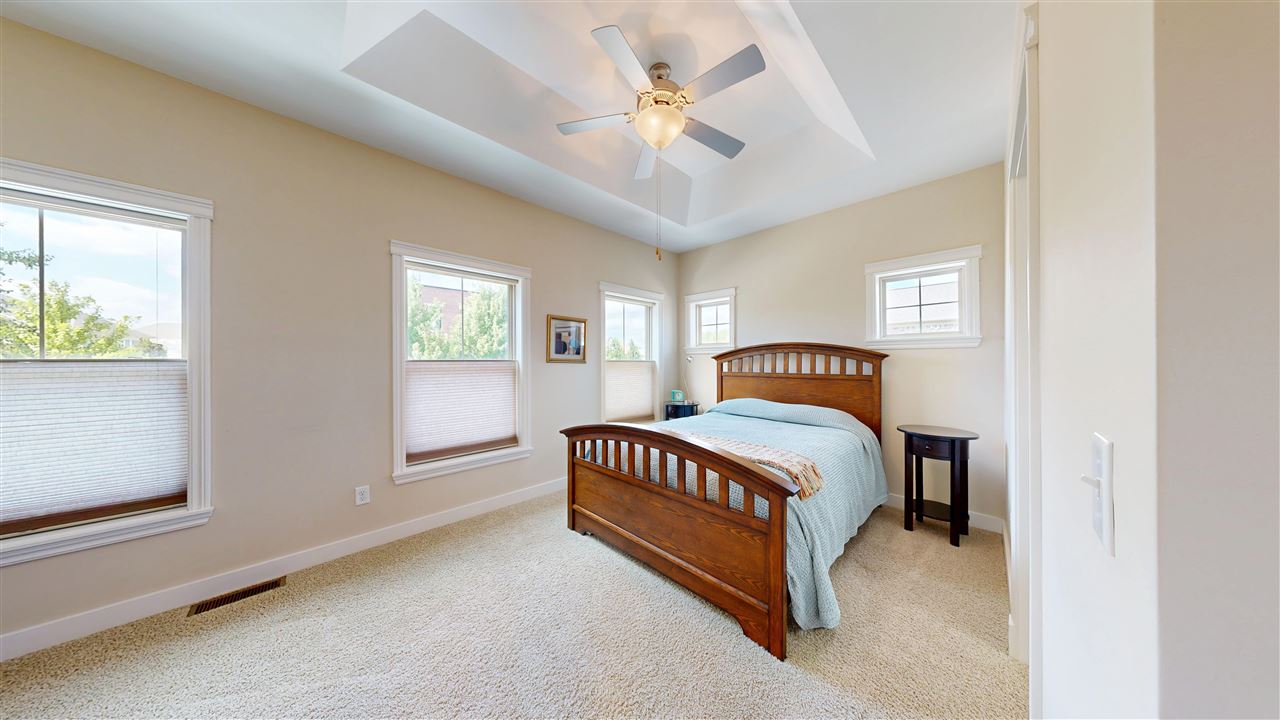1005 Walker Circle Iowa City IA 52245