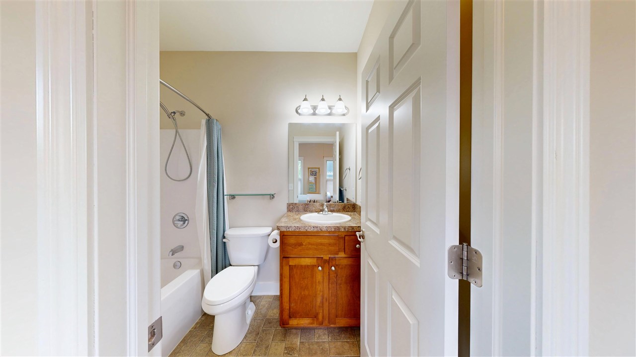 1005 Walker Circle Iowa City IA 52245