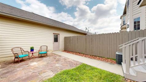 1005 Walker Circle Iowa City IA 52245