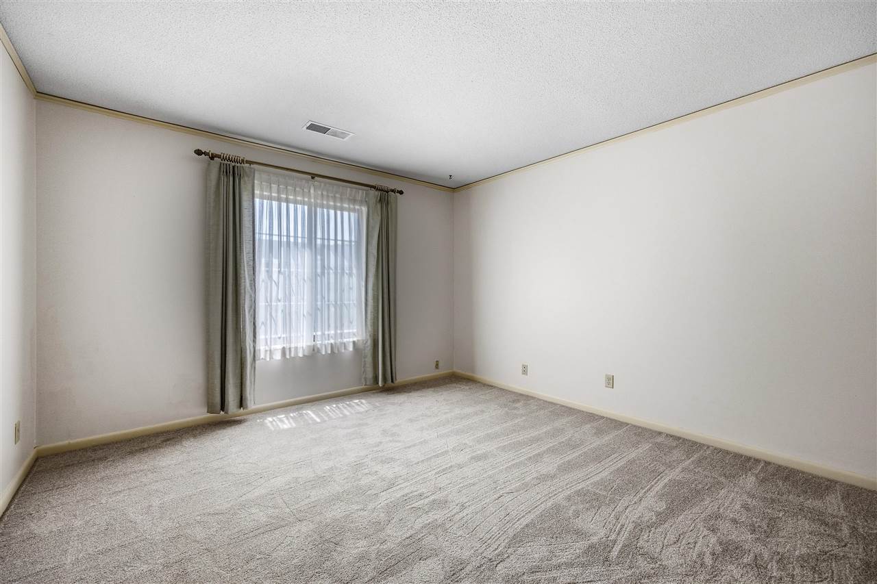 130 Thompson Drive SE Cedar Rapids IA 52403