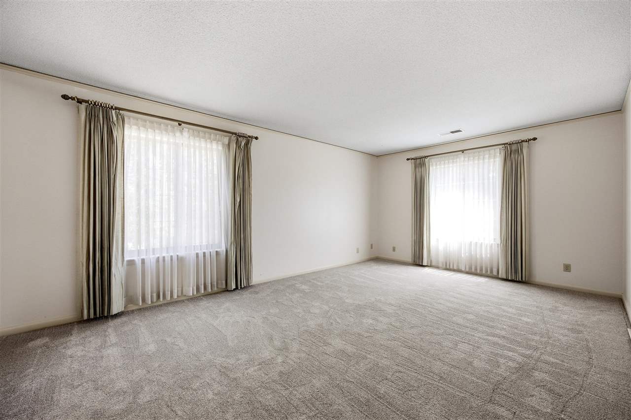 130 Thompson Drive SE Cedar Rapids IA 52403
