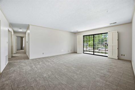 130 Thompson Drive SE Cedar Rapids IA 52403