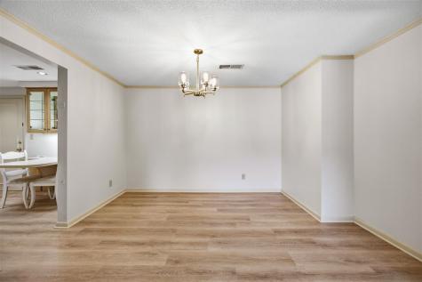130 Thompson Drive SE Cedar Rapids IA 52403
