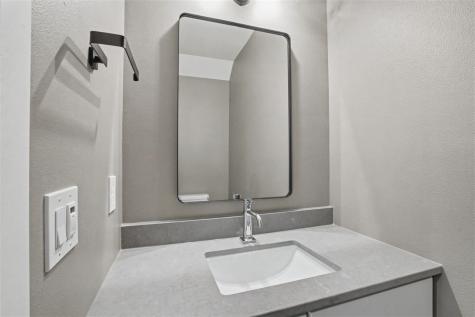 4713 Preston Lane Iowa City IA 52246