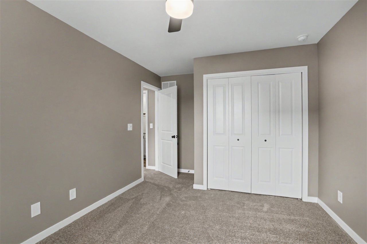 4713 Preston Lane Iowa City IA 52246