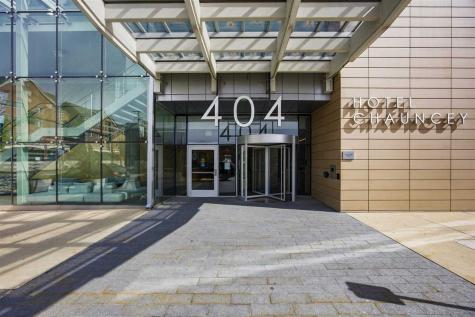404 E College Street Iowa City IA 52240