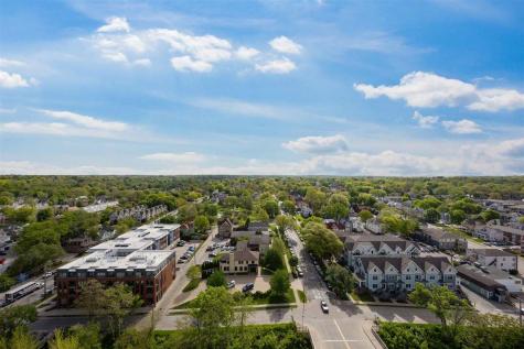 404 E College Street Iowa City IA 52240