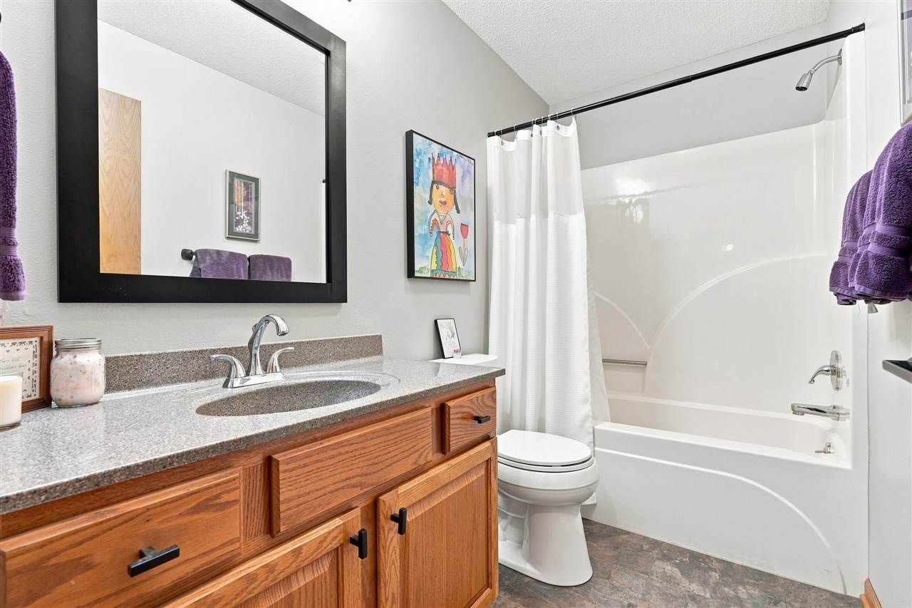1402 Compton Place Iowa City IA 52240