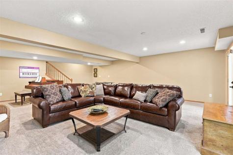 1402 Compton Place Iowa City IA 52240