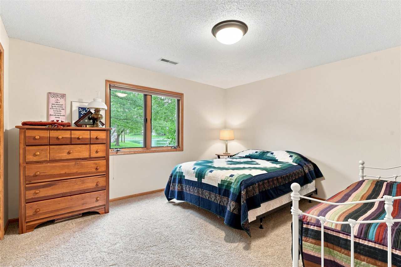 1402 Compton Place Iowa City IA 52240
