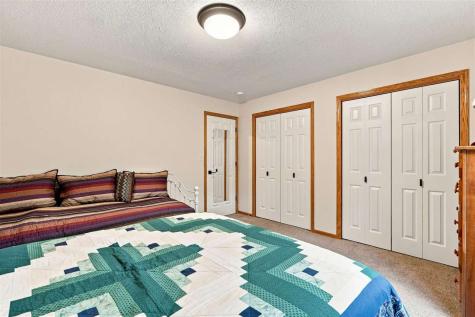 1402 Compton Place Iowa City IA 52240