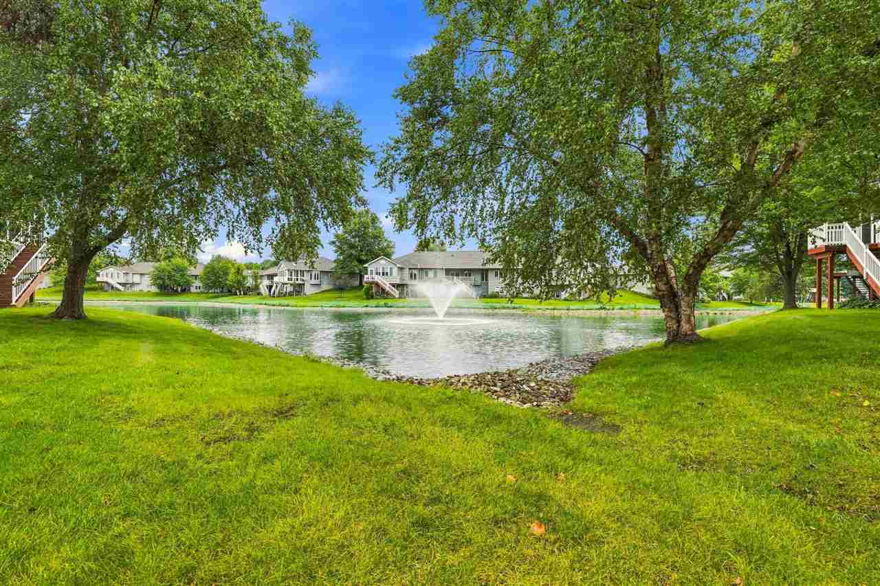 1402 Compton Place Iowa City IA 52240