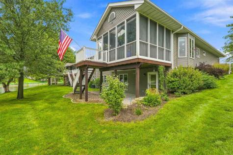 1402 Compton Place Iowa City IA 52240