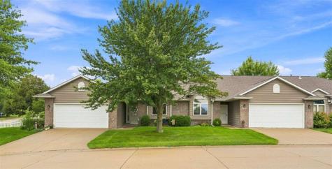 1402 Compton Place Iowa City IA 52240