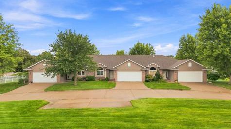 1402 Compton Place Iowa City IA 52240