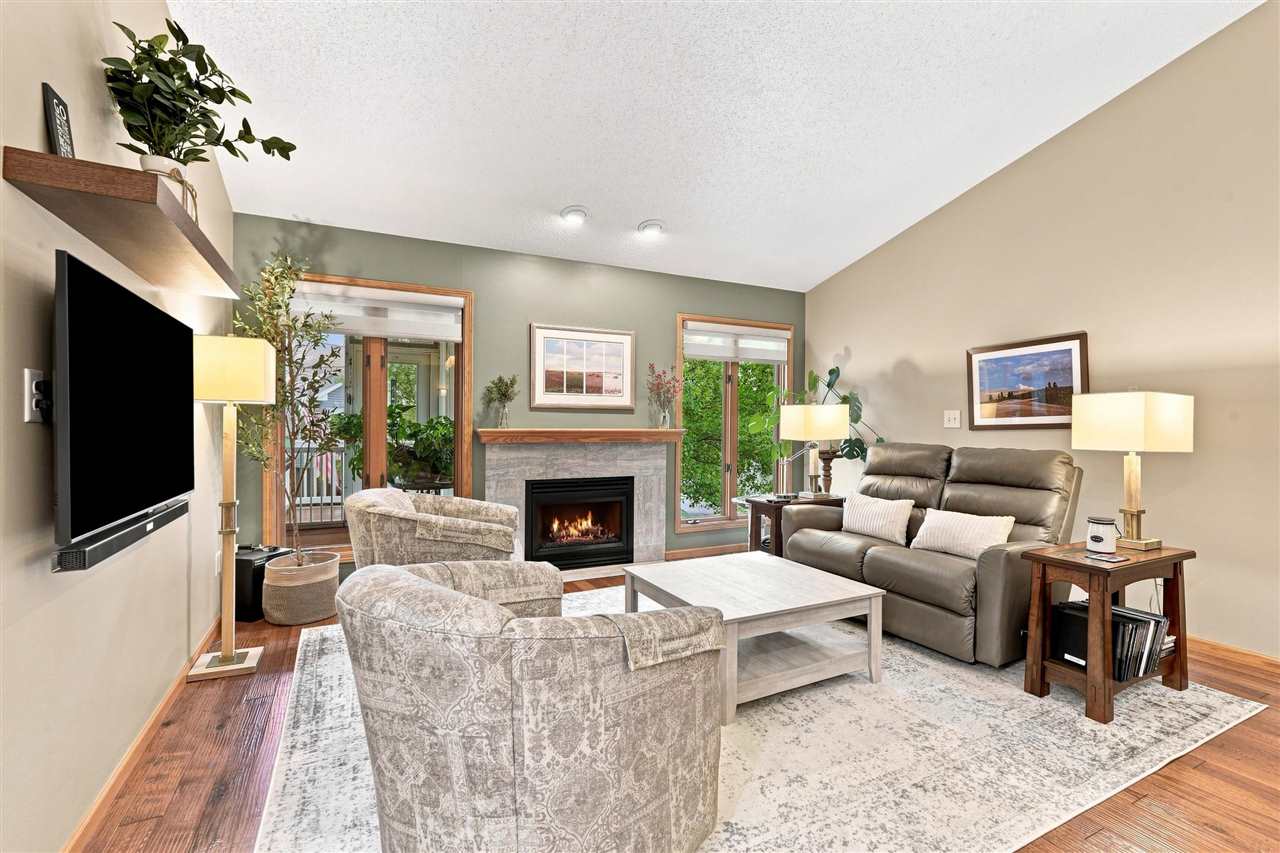 1402 Compton Place Iowa City IA 52240