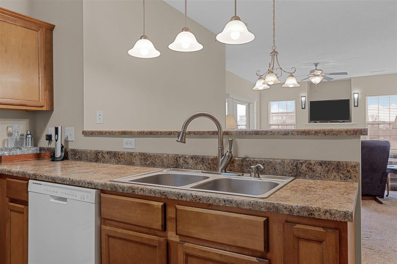 600 Grandview Court Iowa City IA 52246