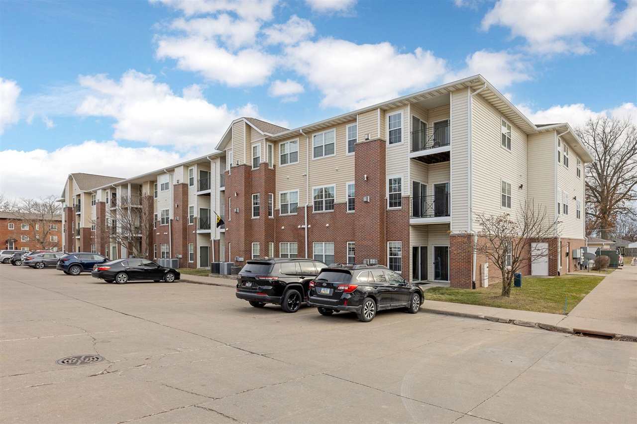 600 Grandview Court Iowa City IA 52246