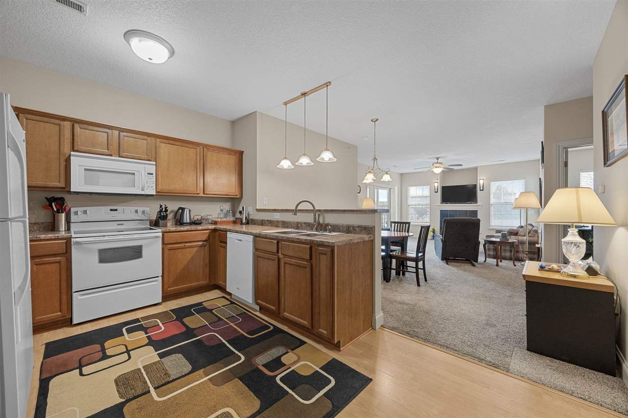 600 Grandview Court Iowa City IA 52246
