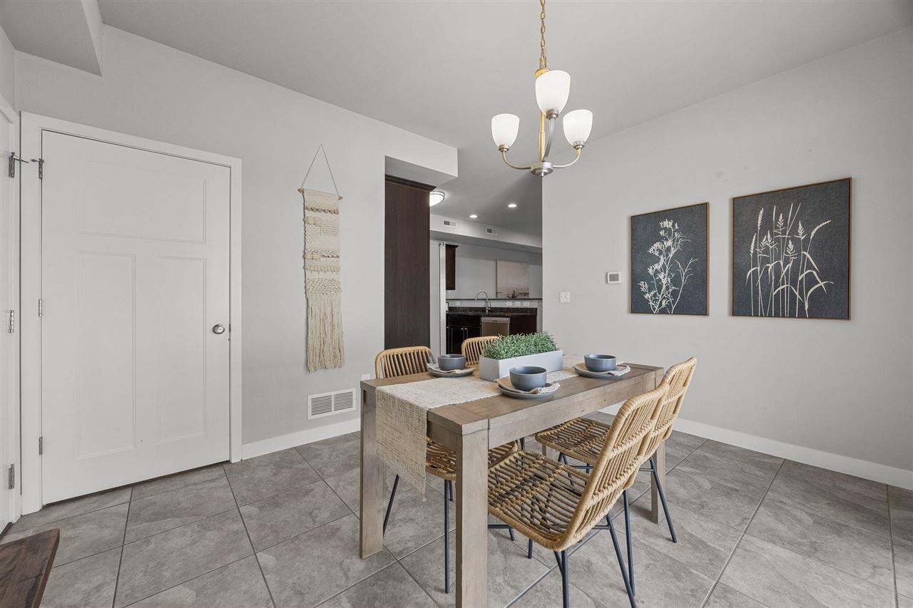 474 Charlotte Lane Iowa City IA 52245