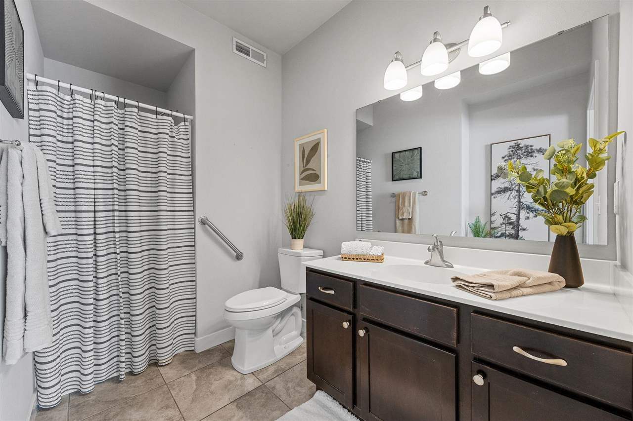 474 Charlotte Lane Iowa City IA 52245