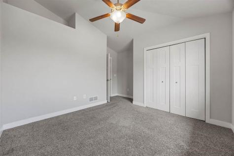474 Charlotte Lane Iowa City IA 52245
