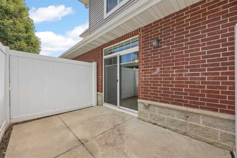 474 Charlotte Lane Iowa City IA 52245