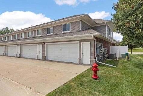 474 Charlotte Lane Iowa City IA 52245