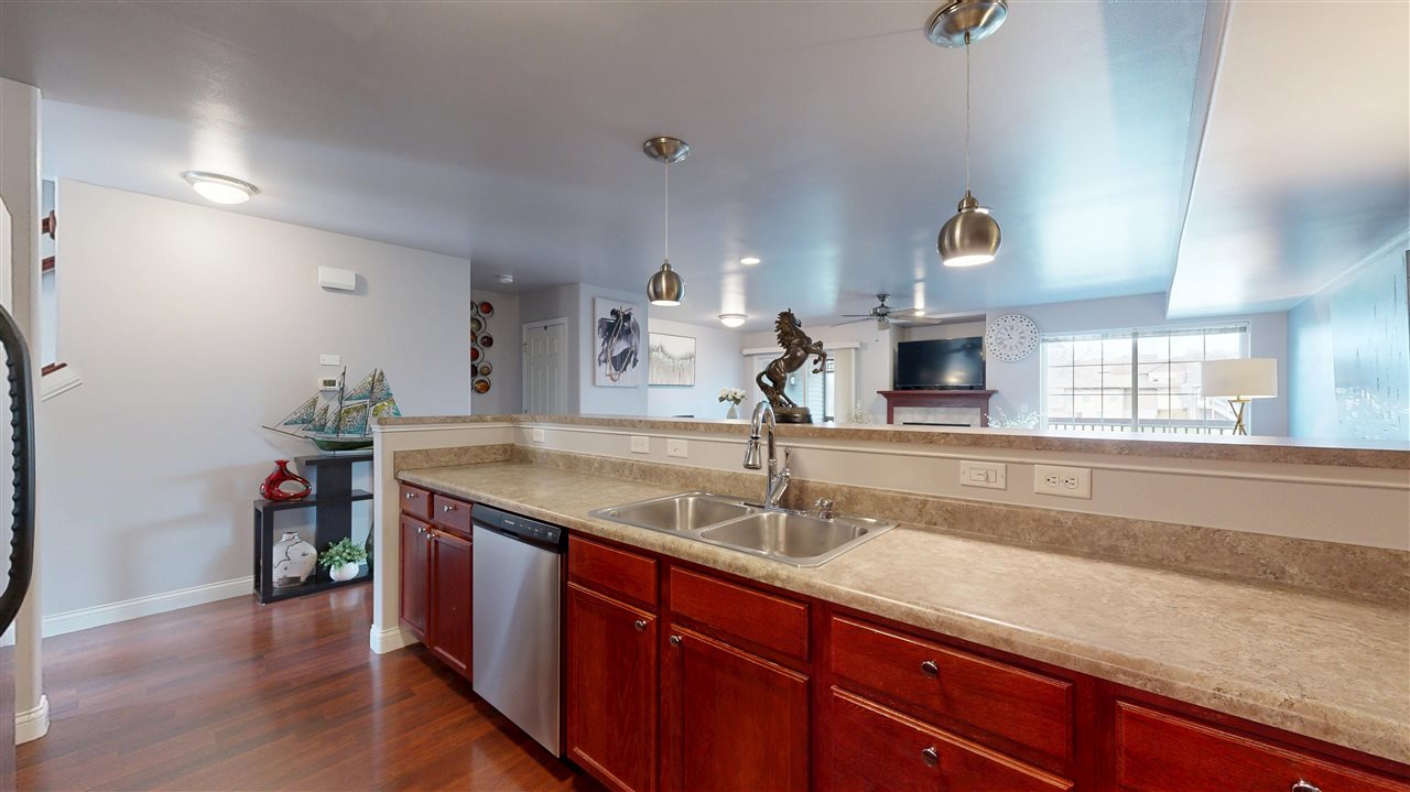 285 Huntington Drive Iowa City IA 52245