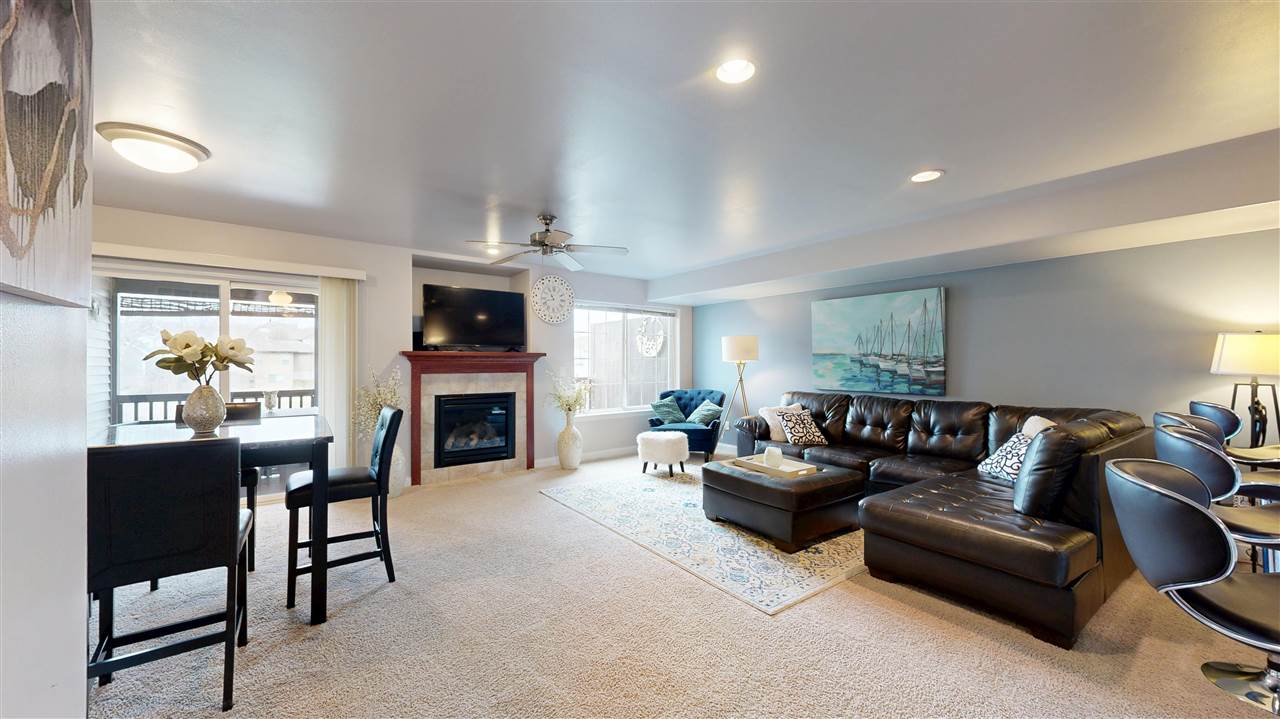 285 Huntington Drive Iowa City IA 52245