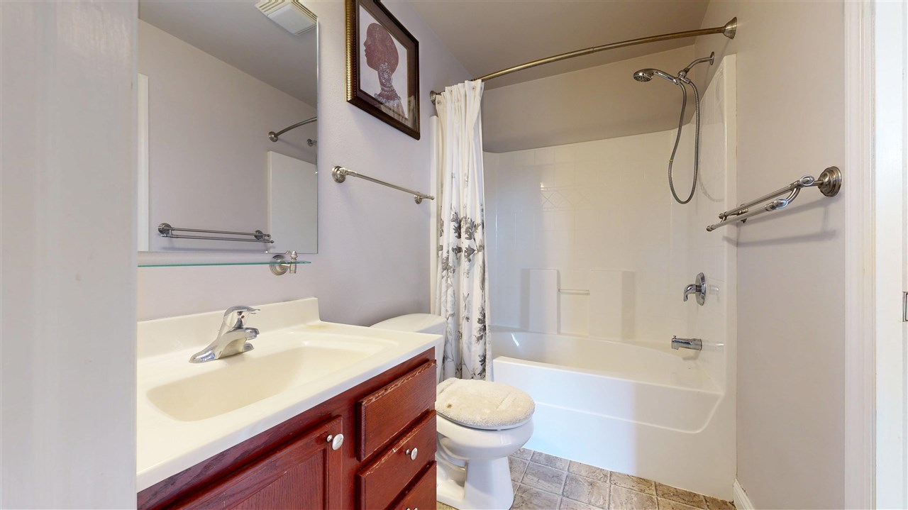 285 Huntington Drive Iowa City IA 52245