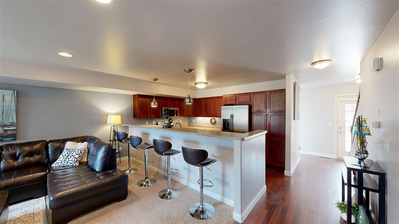 285 Huntington Drive Iowa City IA 52245