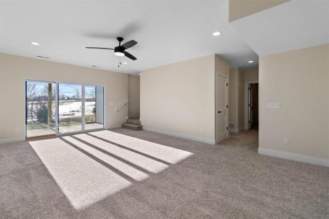358 Hidden Ridge Drive Coralville IA 52241