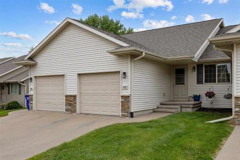 302 Duchess Drive Solon IA 52333