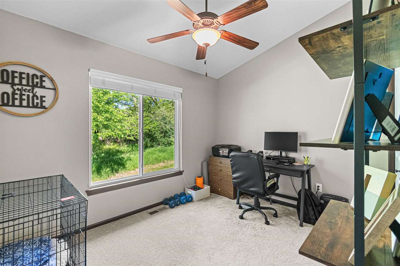 467 Rj Drive Tiffin IA 52340