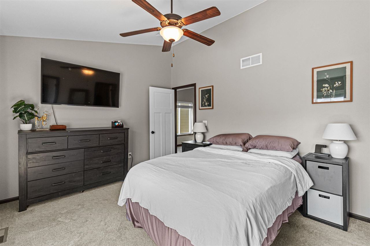 467 Rj Drive Tiffin IA 52340