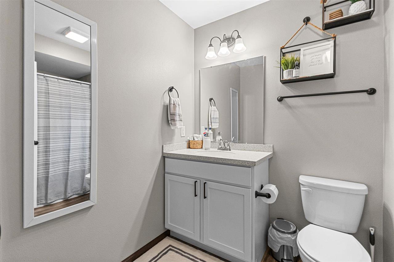 467 Rj Drive Tiffin IA 52340