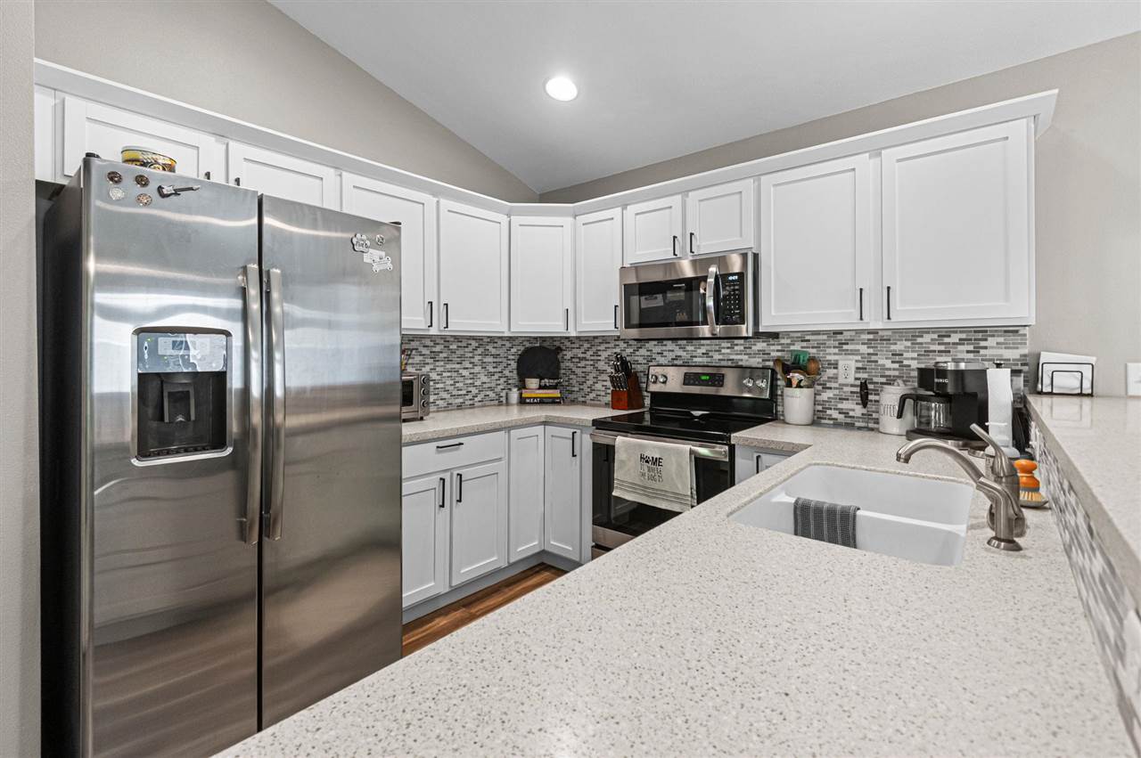 467 Rj Drive Tiffin IA 52340