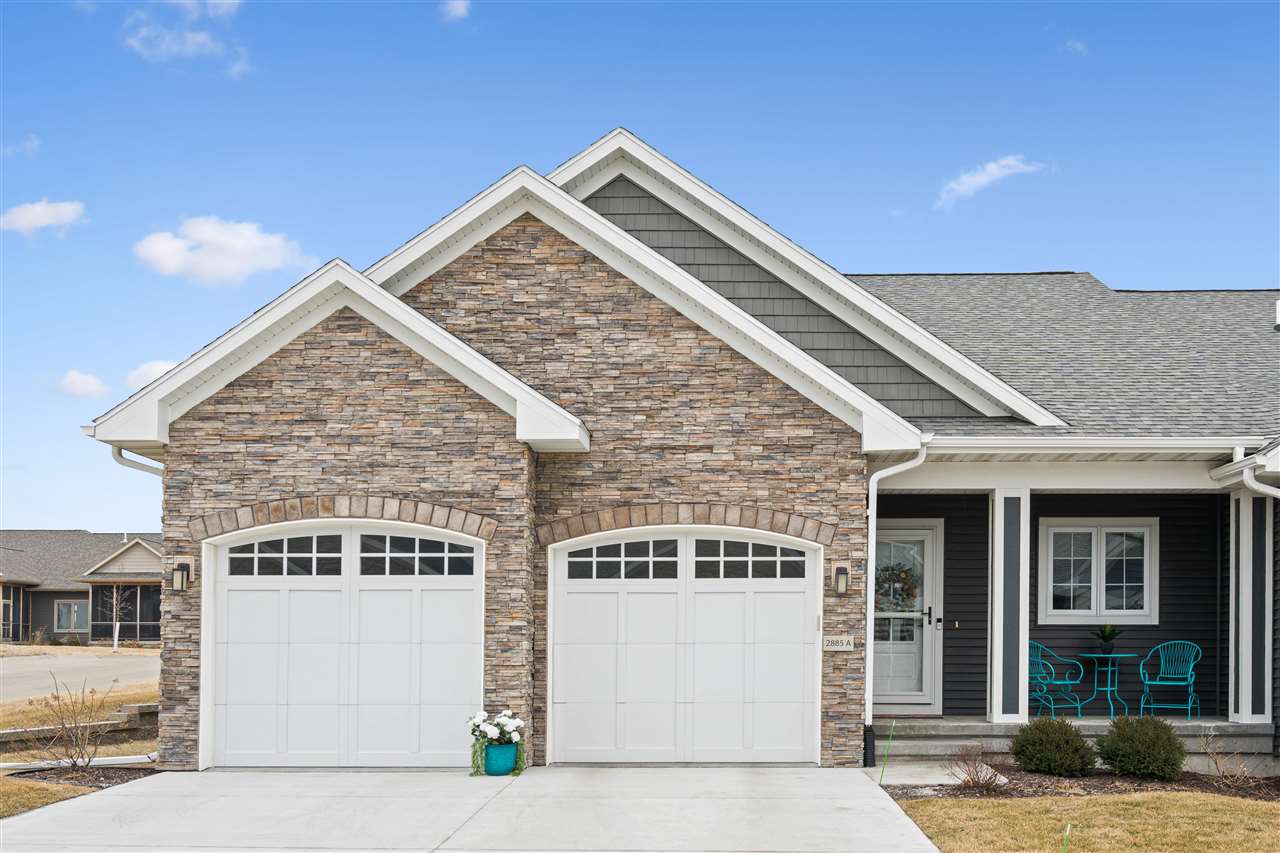 2885 Crimson Lane Coralville IA 52241