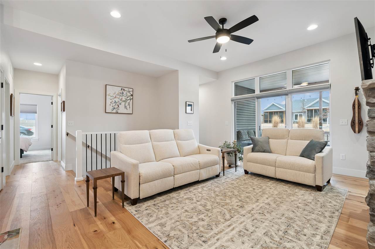 2885 Crimson Lane Coralville IA 52241