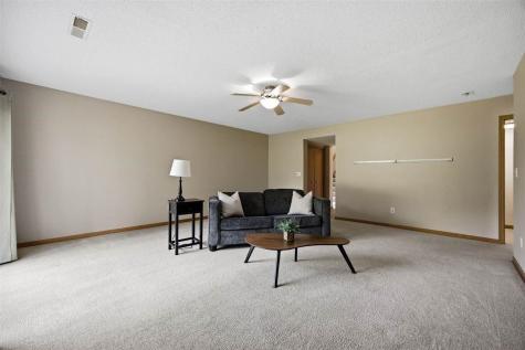1429 Mckinley Place Iowa City IA 52246